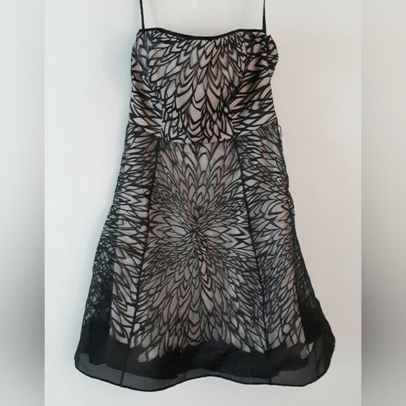 WHBM Strapless Mini Dress 6 - Picture 1 of 7